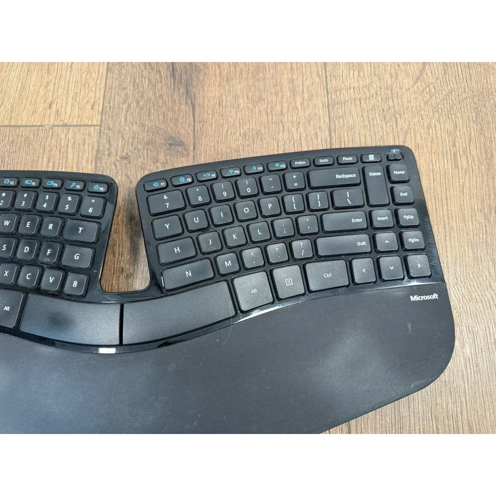 Microsoft Surface Edition Sculpt Ergonomic Wireless Keyboard, Working/ No Dongle